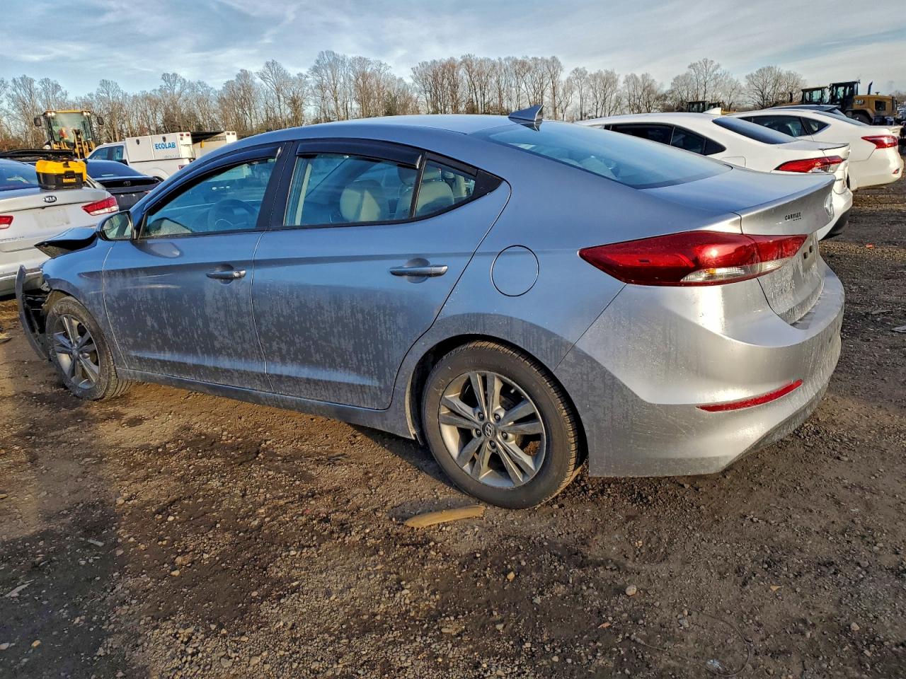 2017 HYUNDAI ELANTRA SE photo 2