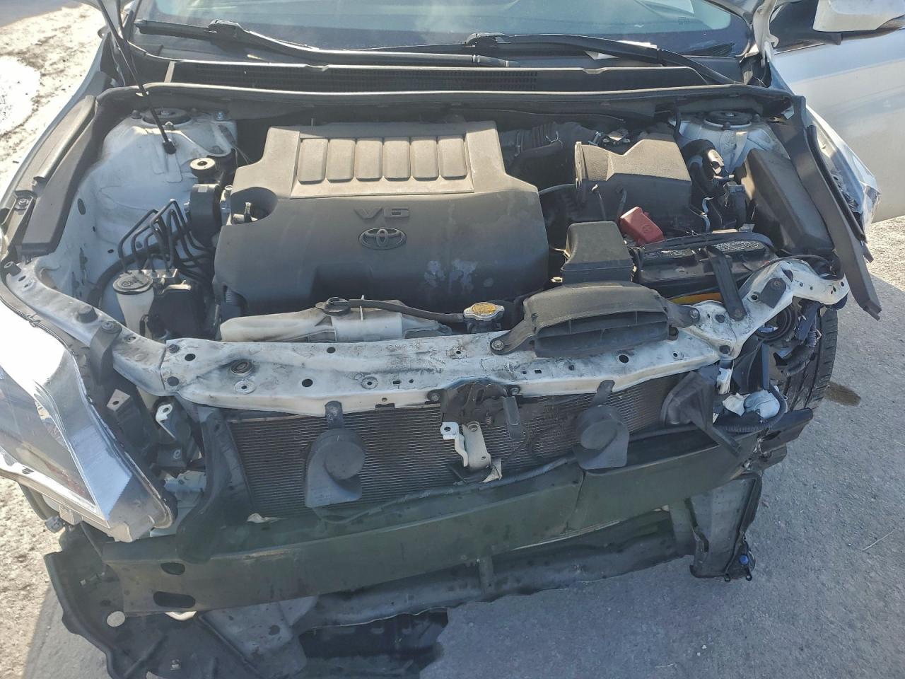 2013 TOYOTA AVALON BASE photo 11
