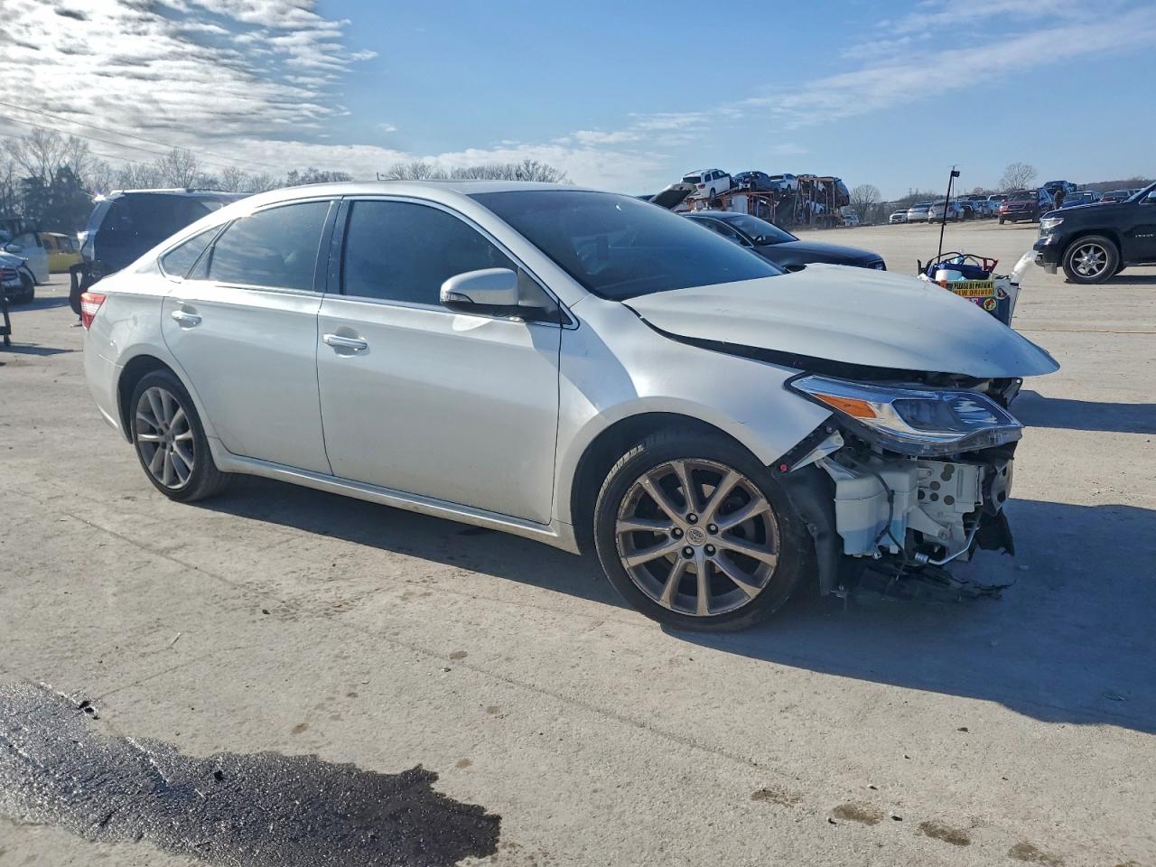 2013 TOYOTA AVALON BASE photo 4