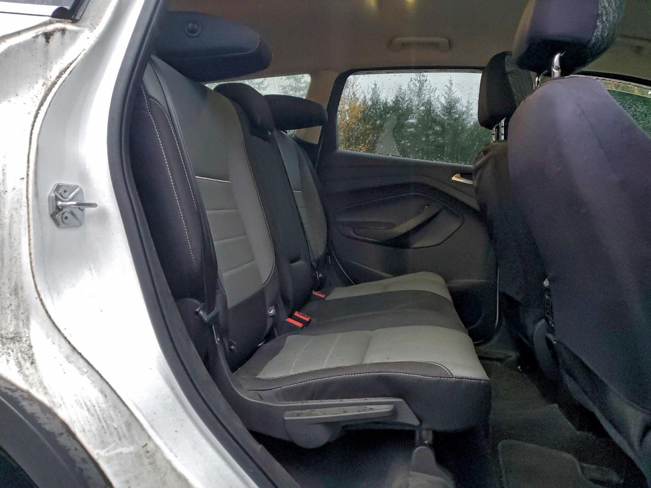2015 FORD ESCAPE SE photo 11
