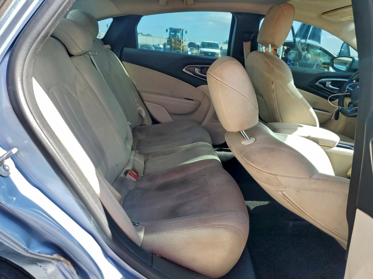 2015 CHRYSLER 200 LIMITED photo 10