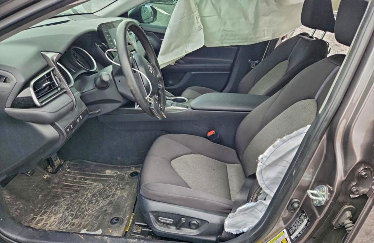 2024 TOYOTA CAMRY LE photo 7