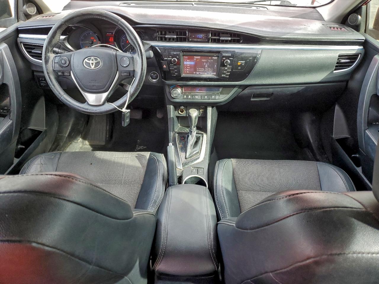 2014 TOYOTA COROLLA L photo 8