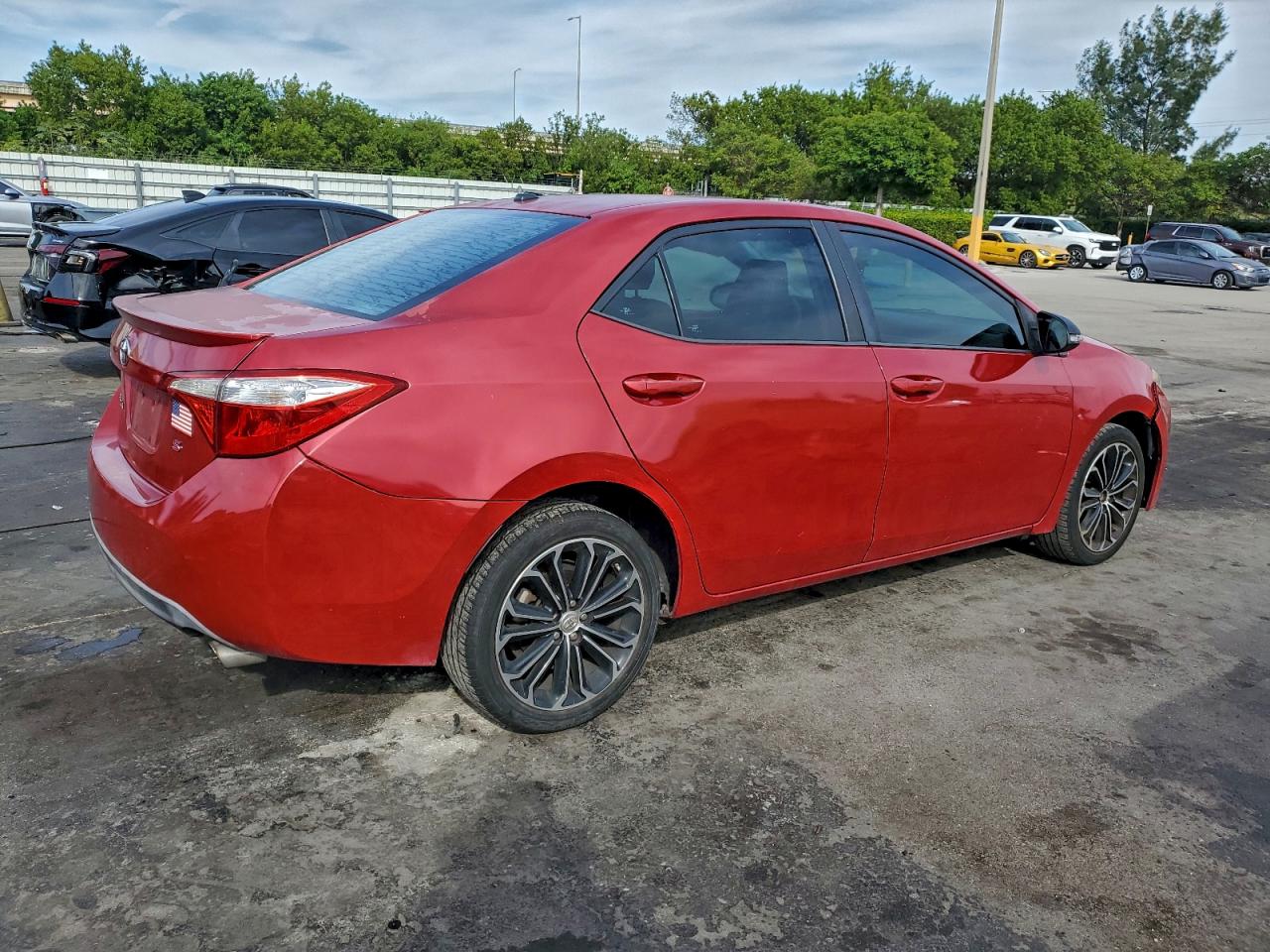 2014 TOYOTA COROLLA L photo 3