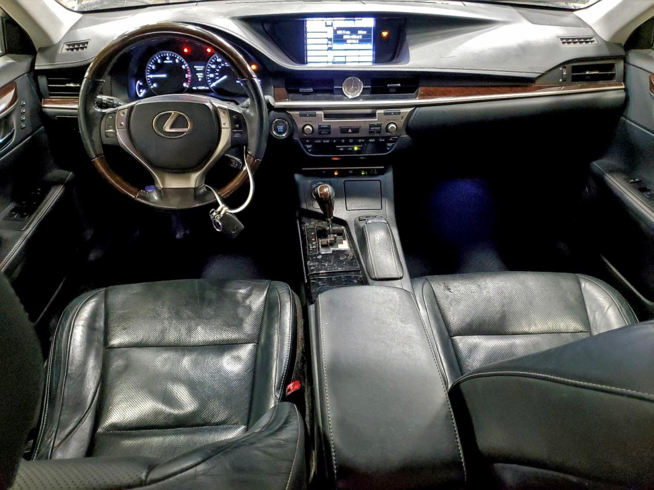 2013 LEXUS ES 350 photo 8