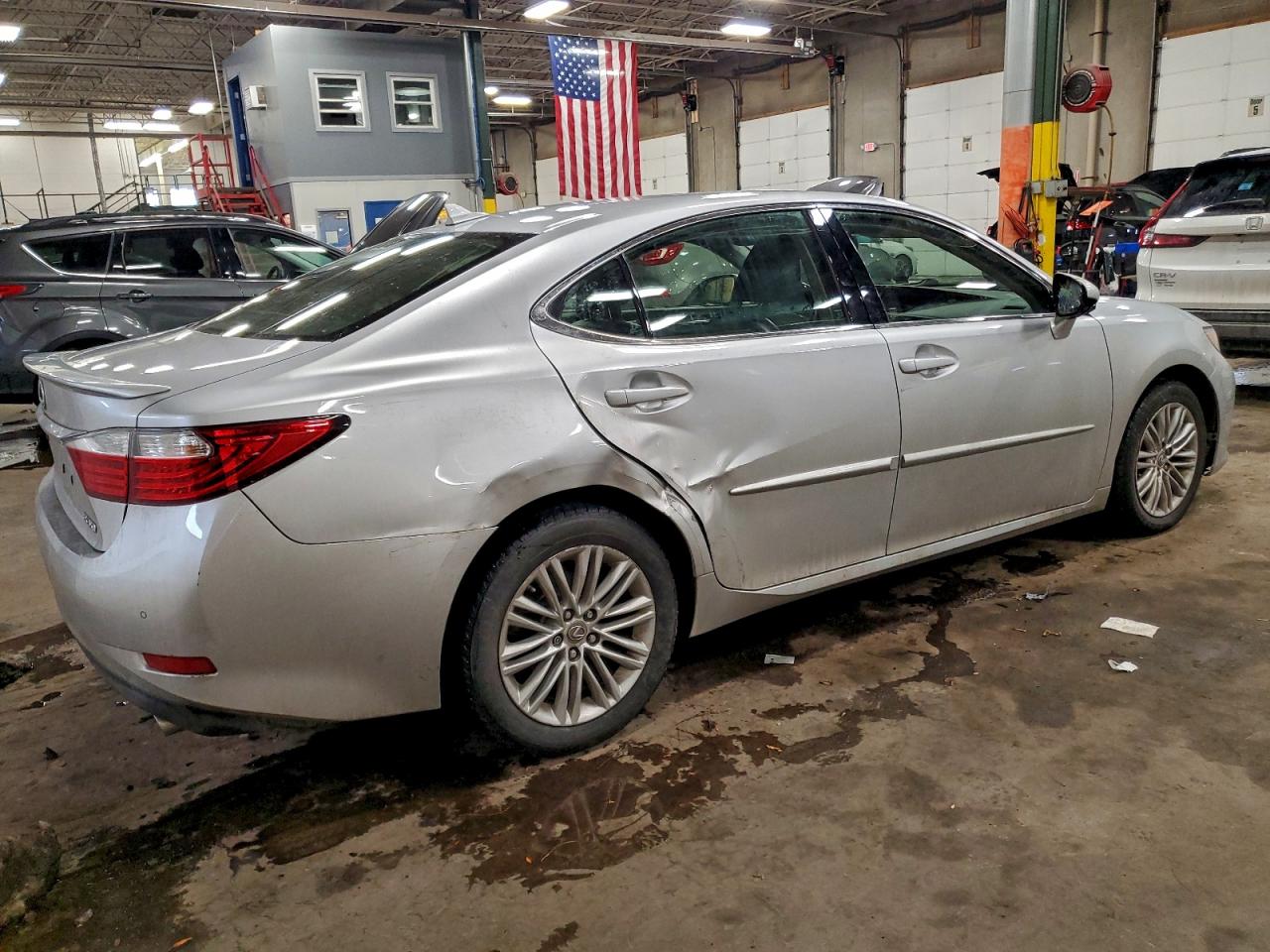 2013 LEXUS ES 350 photo 3