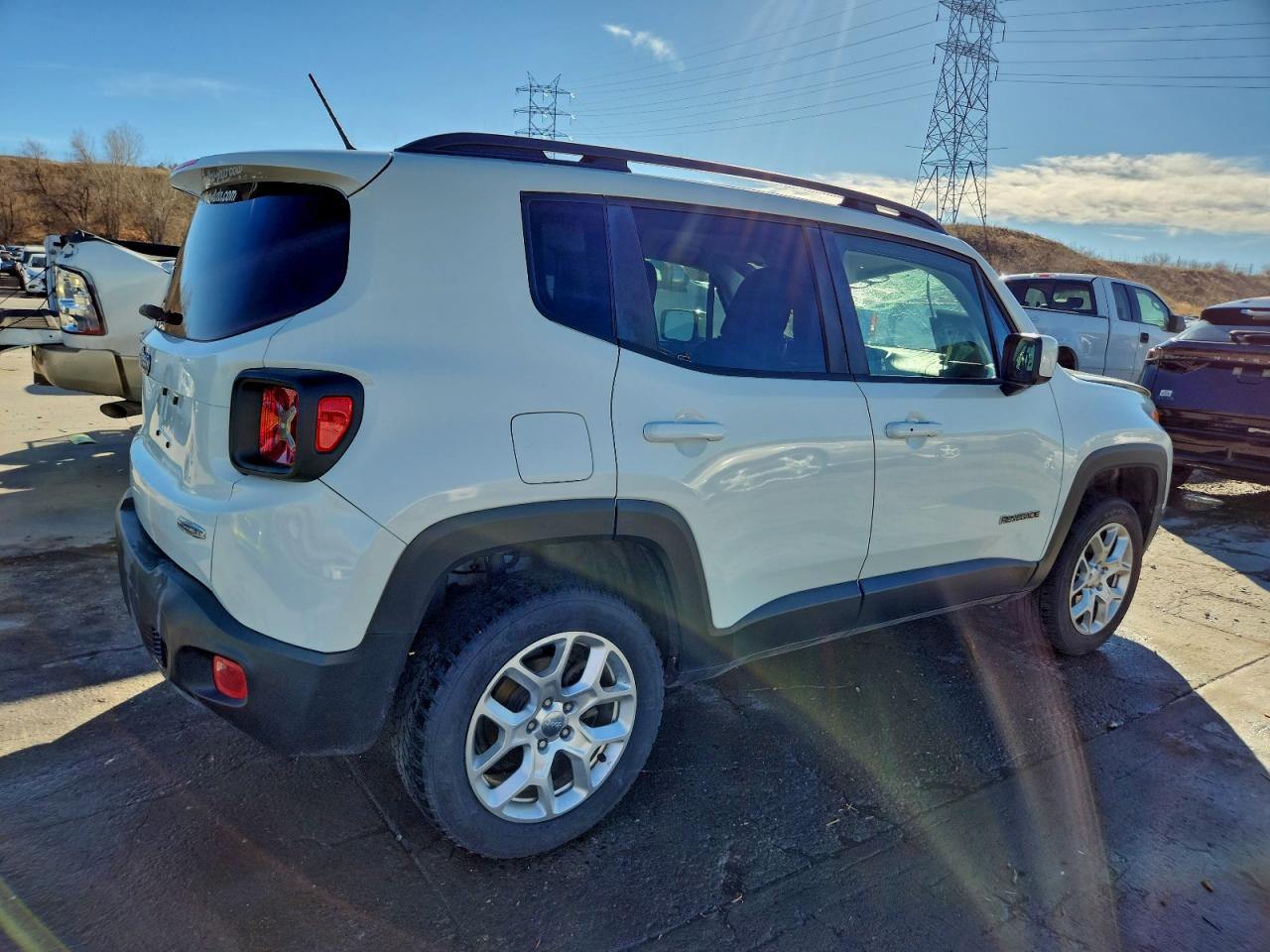 2017 JEEP RENEGADE LATITUDE photo 5