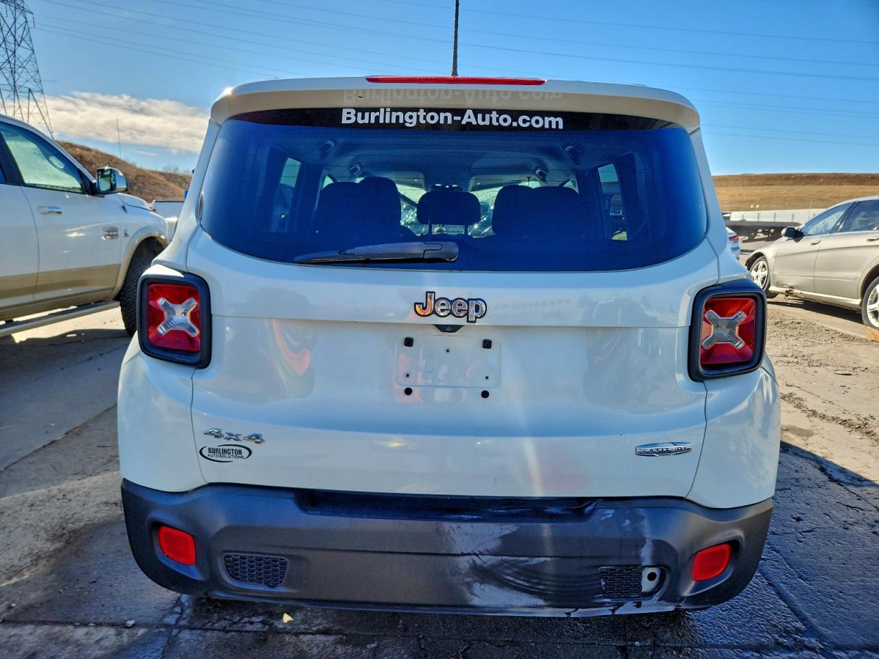 2017 JEEP RENEGADE LATITUDE photo 11