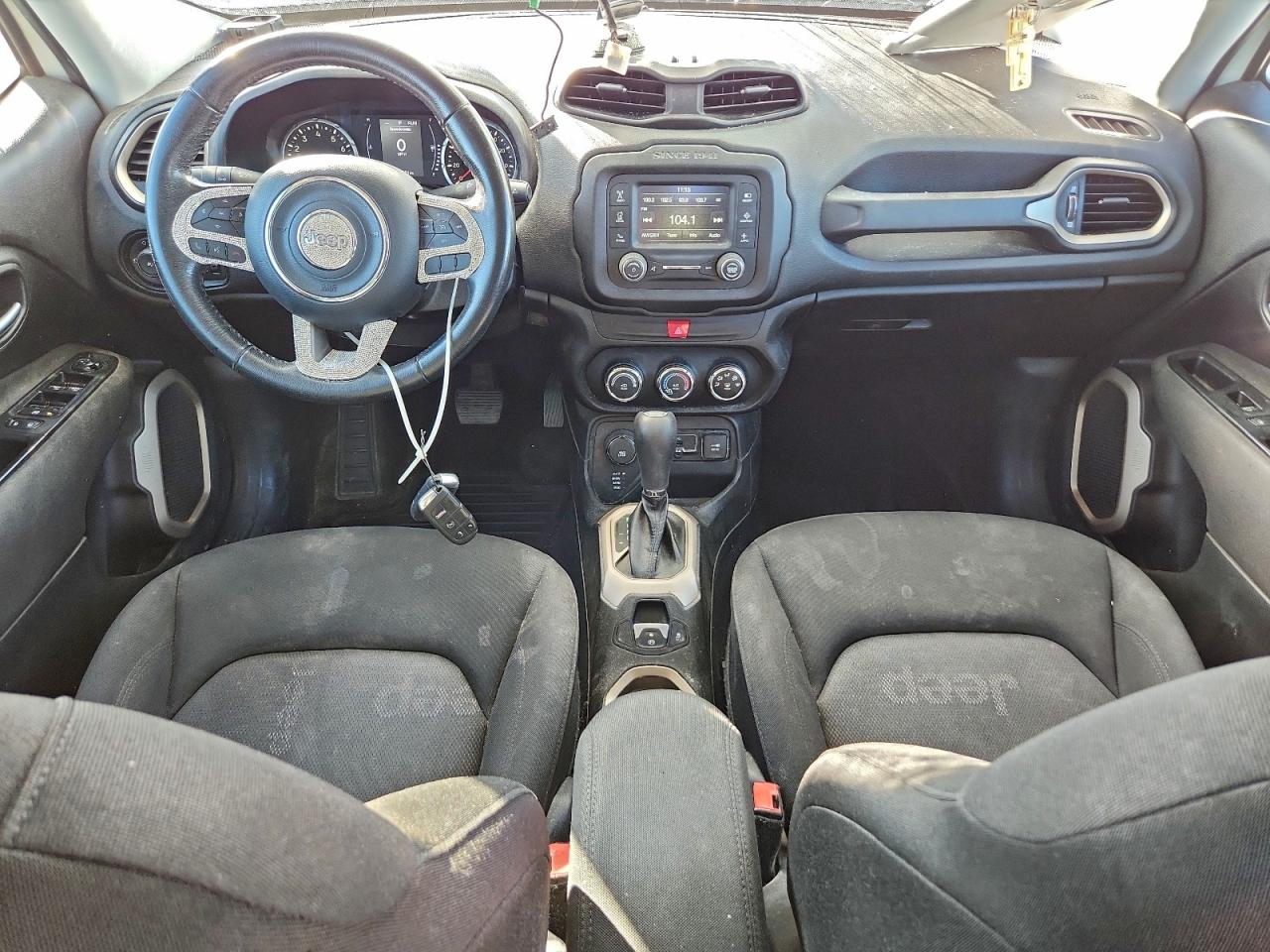 2017 JEEP RENEGADE LATITUDE photo 15