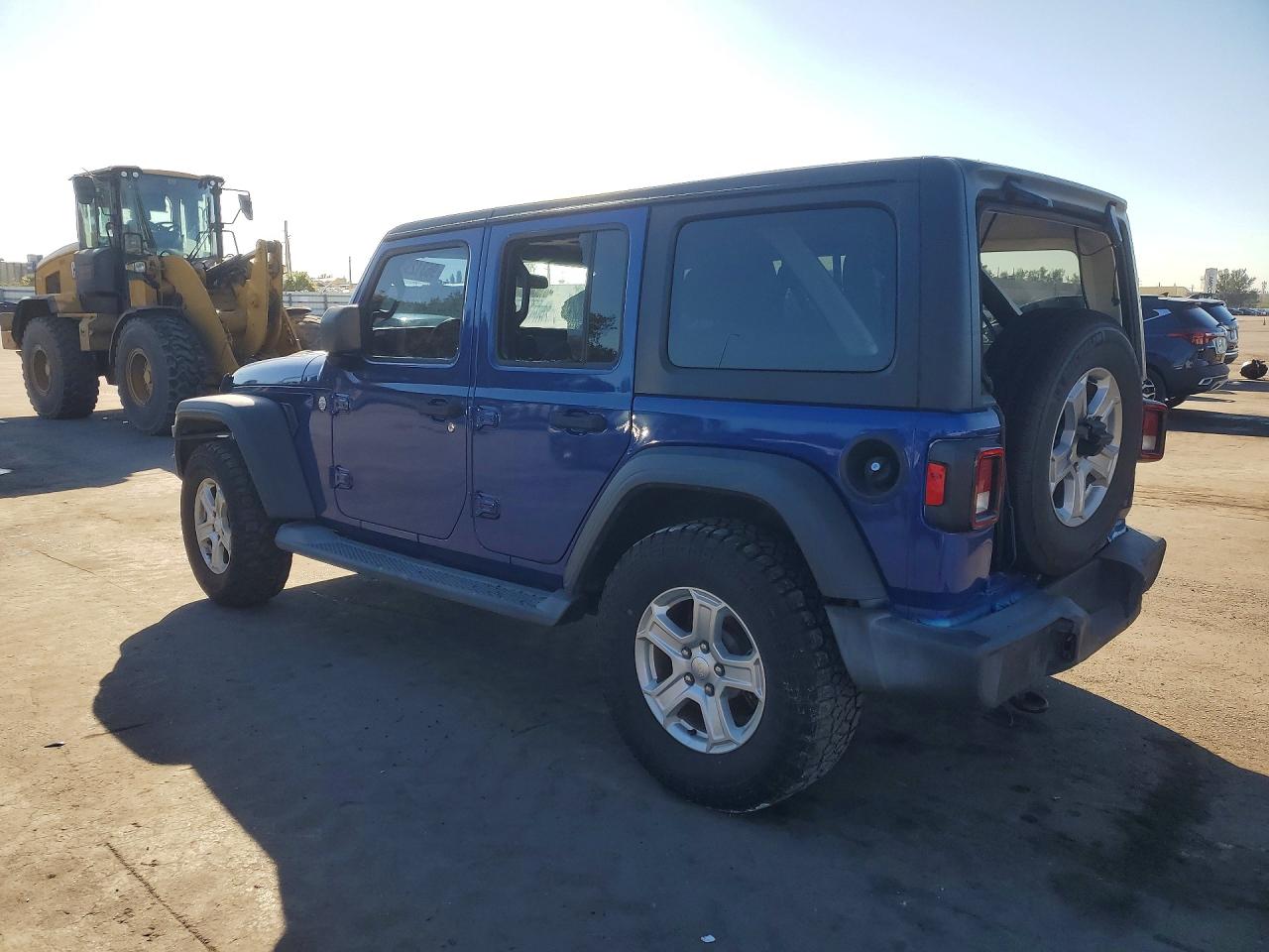 2019 JEEP WRANGLER UNLIMITED SPORT photo 2