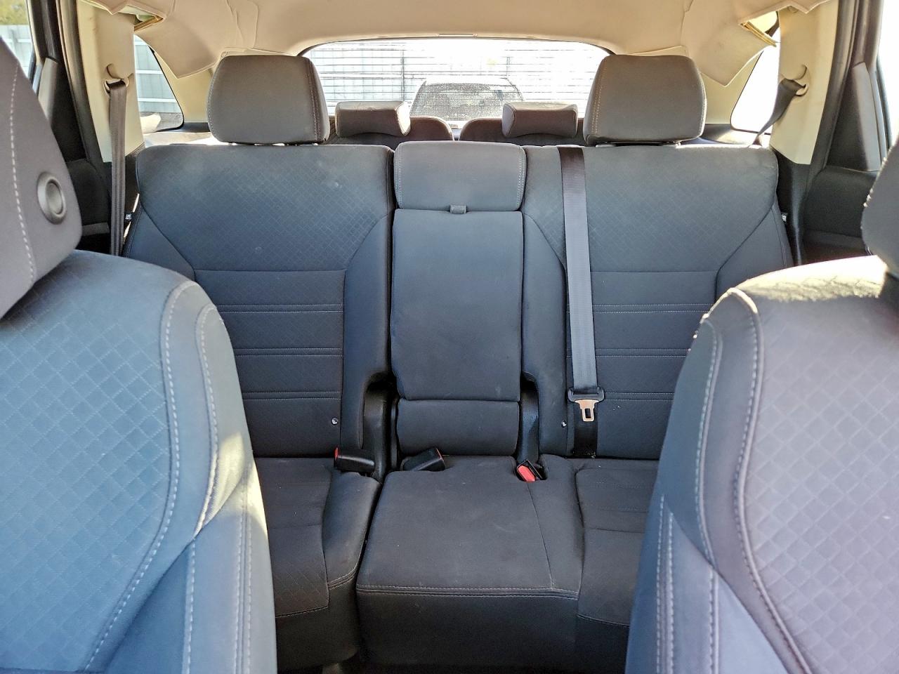 2017 KIA SORENTO LX photo 10