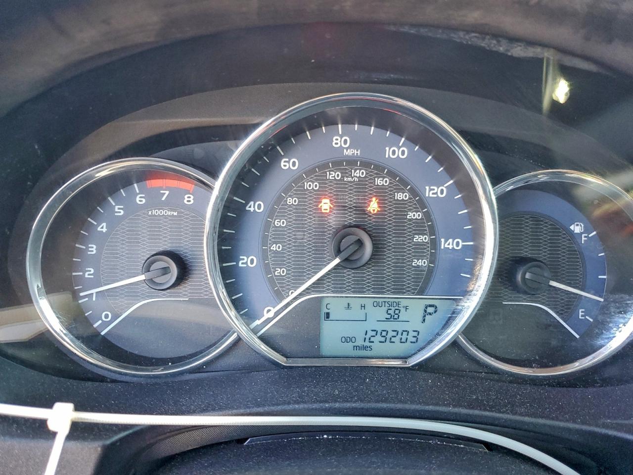 2016 TOYOTA COROLLA L photo 9