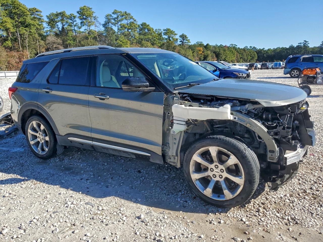 2020 FORD EXPLORER PLATINUM photo 4