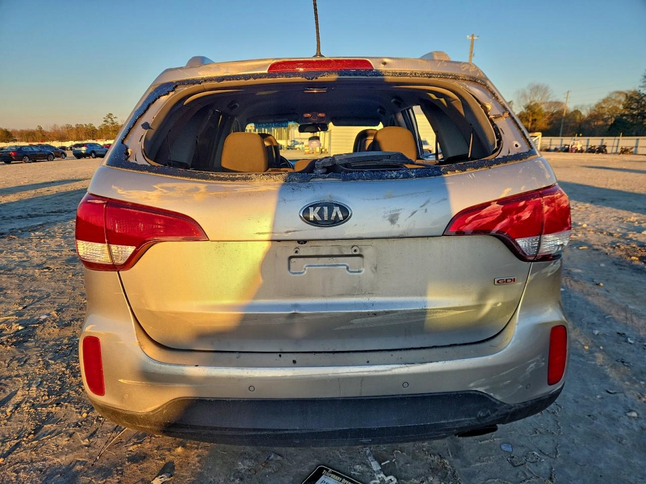 2015 KIA SORENTO LX photo 6