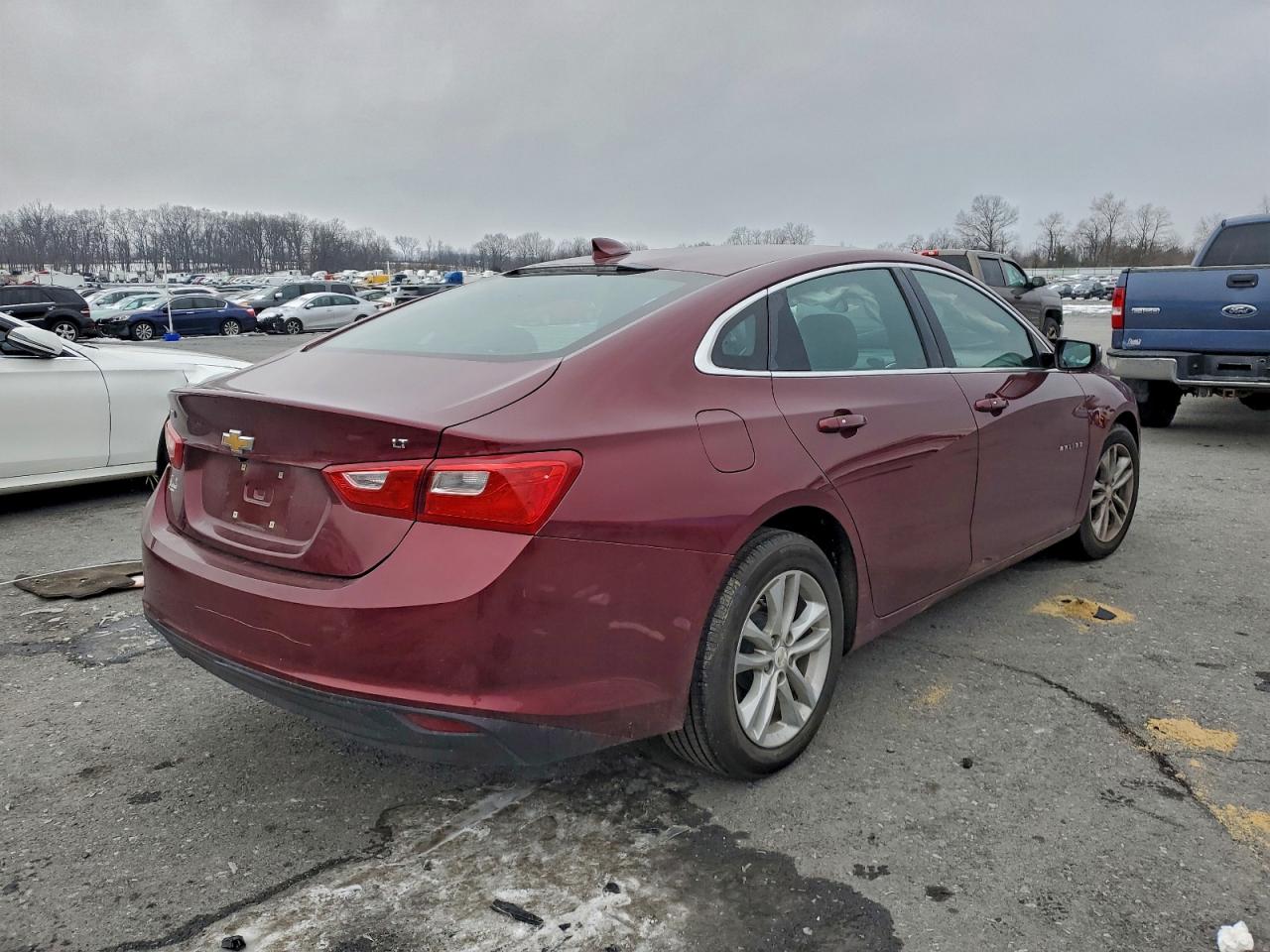 2016 CHEVROLET MALIBU LT photo 3