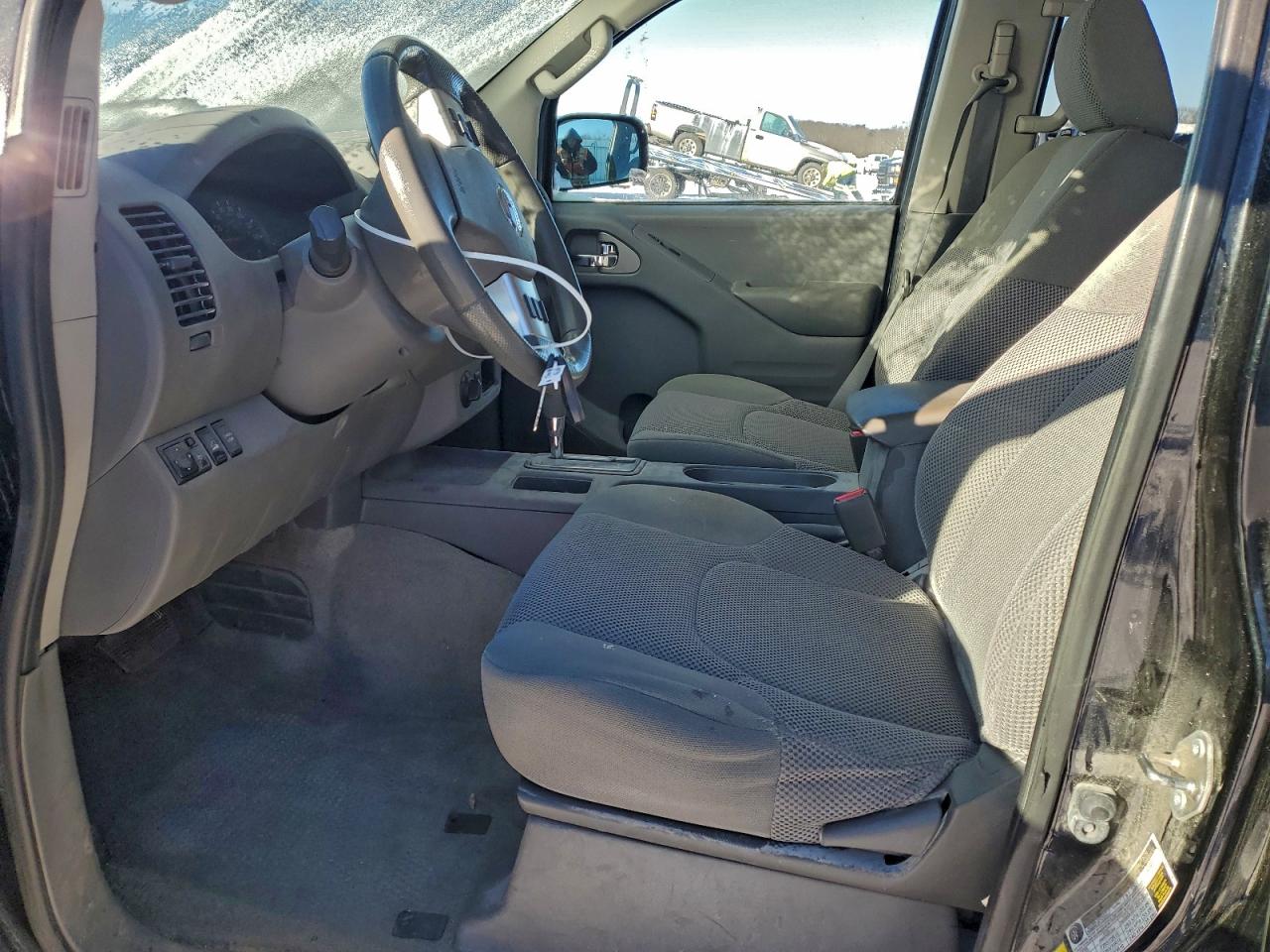 2017 NISSAN FRONTIER S photo 7