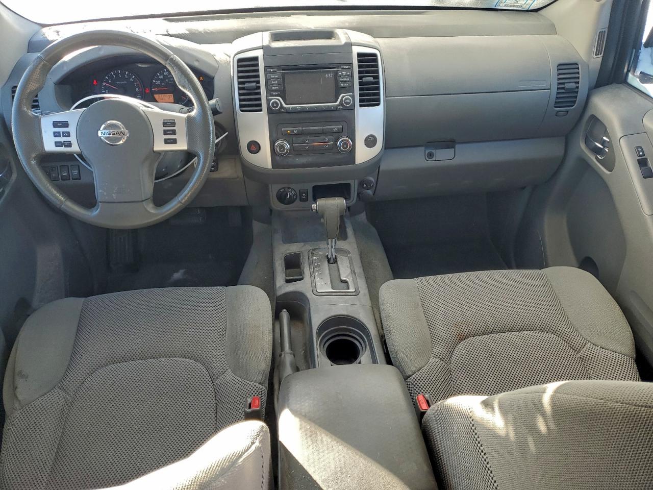 2017 NISSAN FRONTIER S photo 8