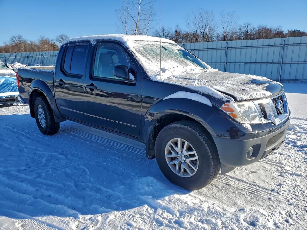 2017 NISSAN FRONTIER S photo 4