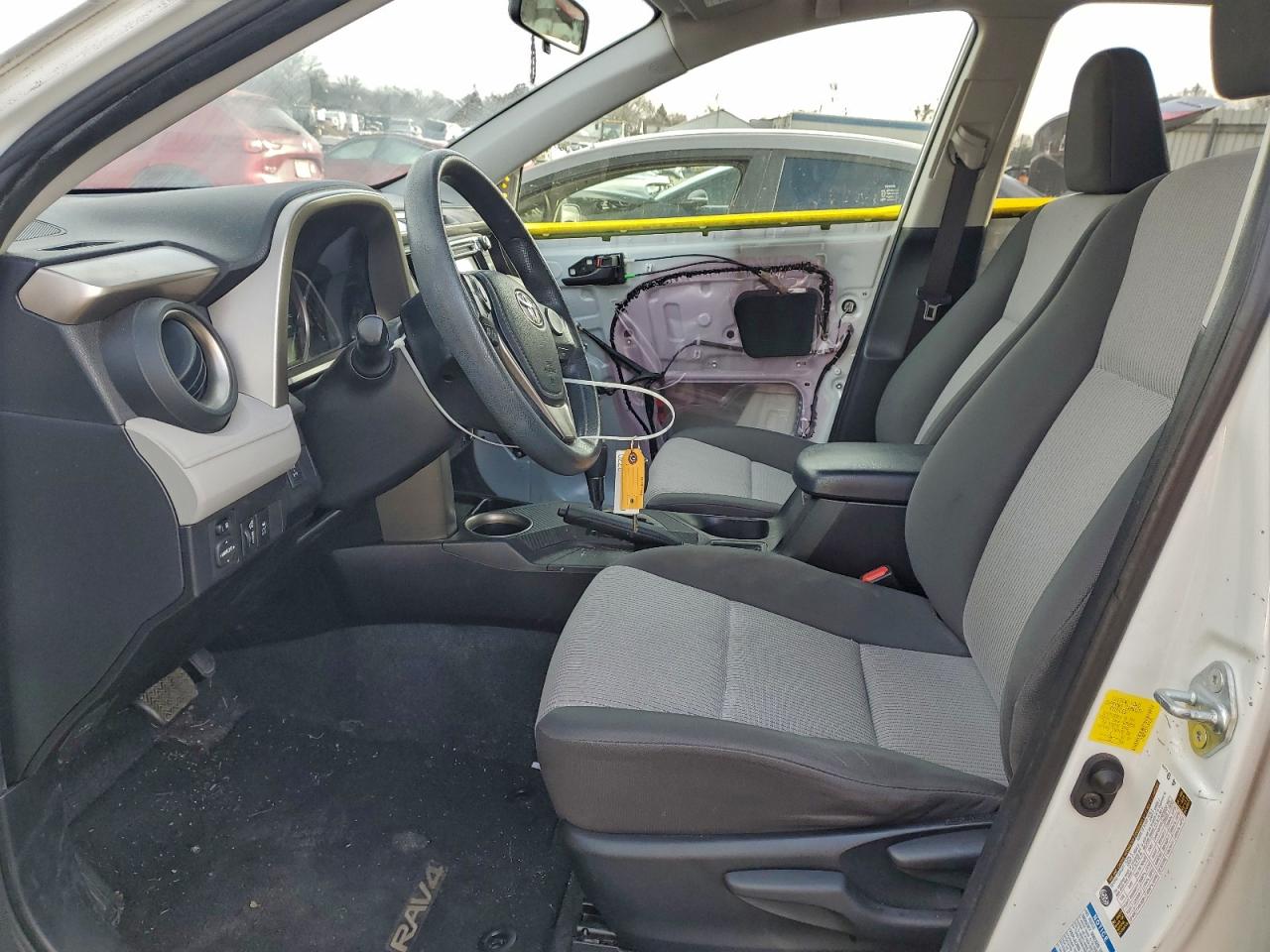 2015 TOYOTA RAV4 LE photo 13