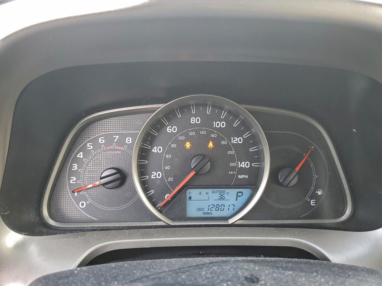 2015 TOYOTA RAV4 LE photo 17