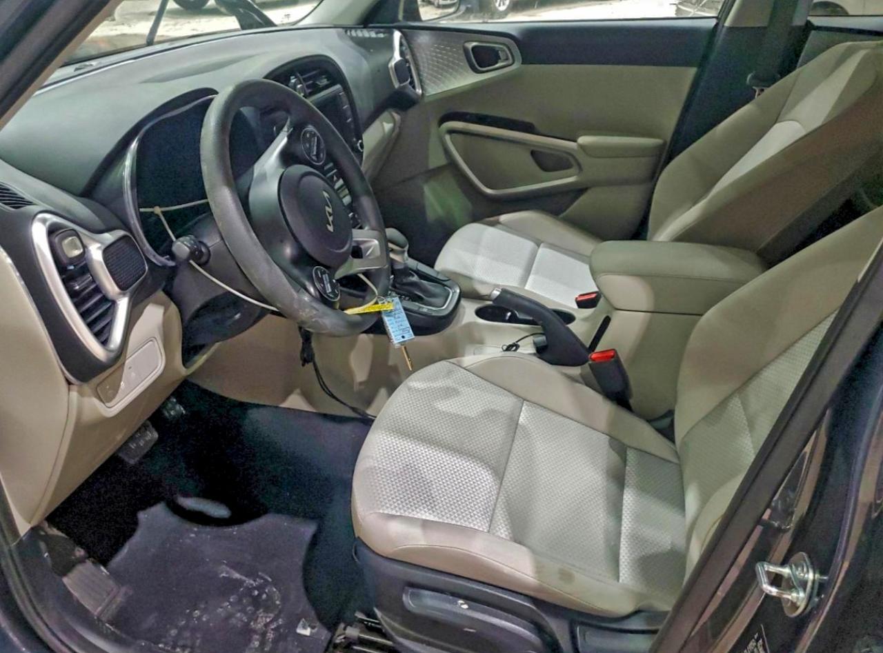 2025 KIA SOUL LX photo 7
