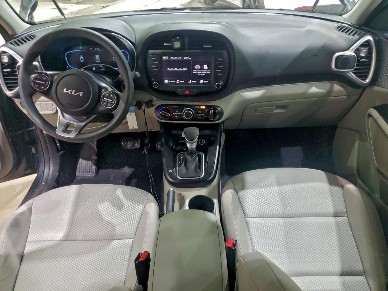 2025 KIA SOUL LX photo 8