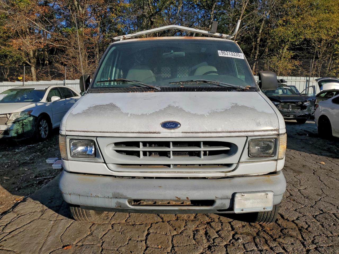 1999 FORD ECONOLINE E250 VAN photo 9