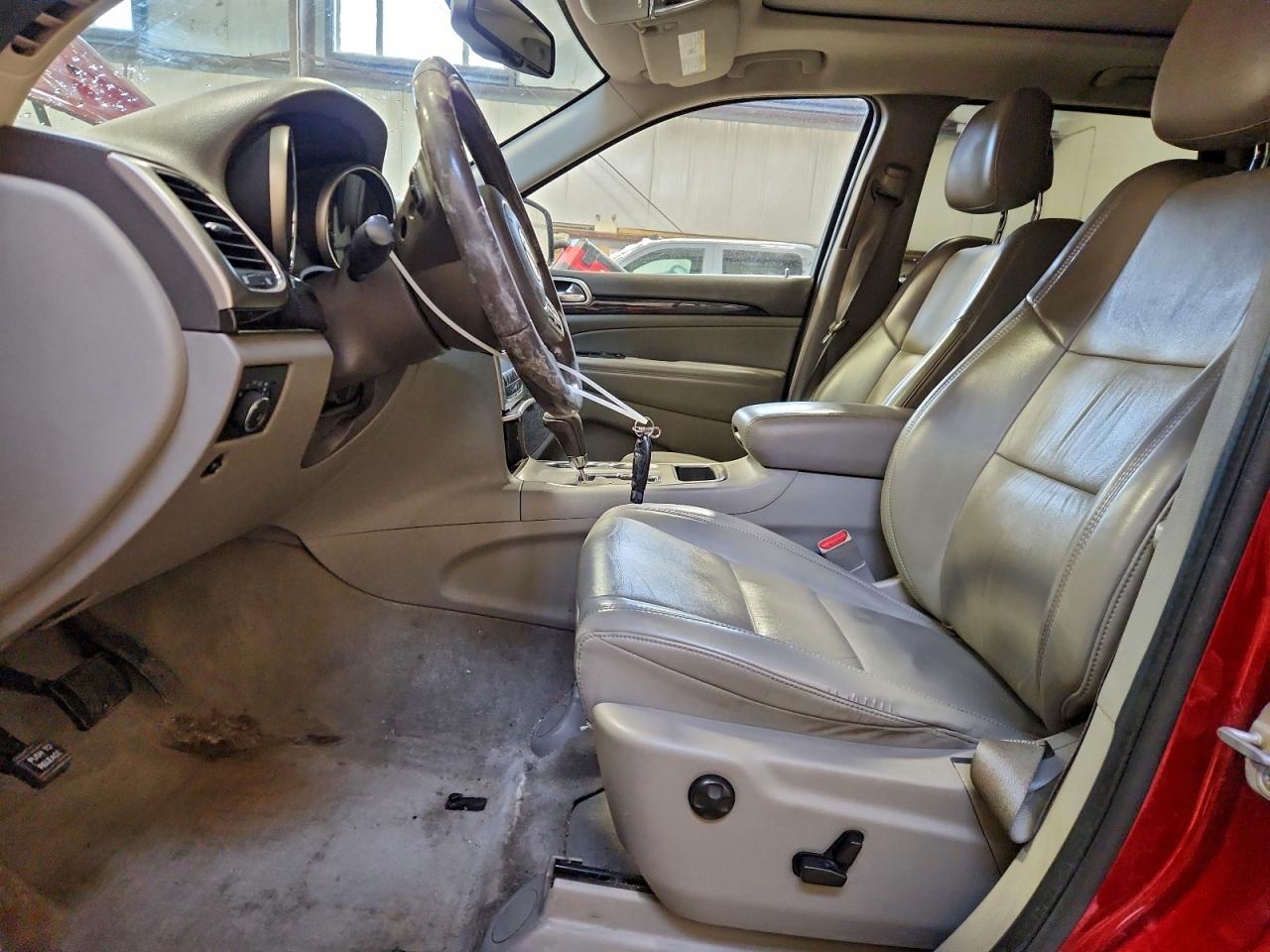 2011 JEEP GRAND CHEROKEE LAREDO photo 7