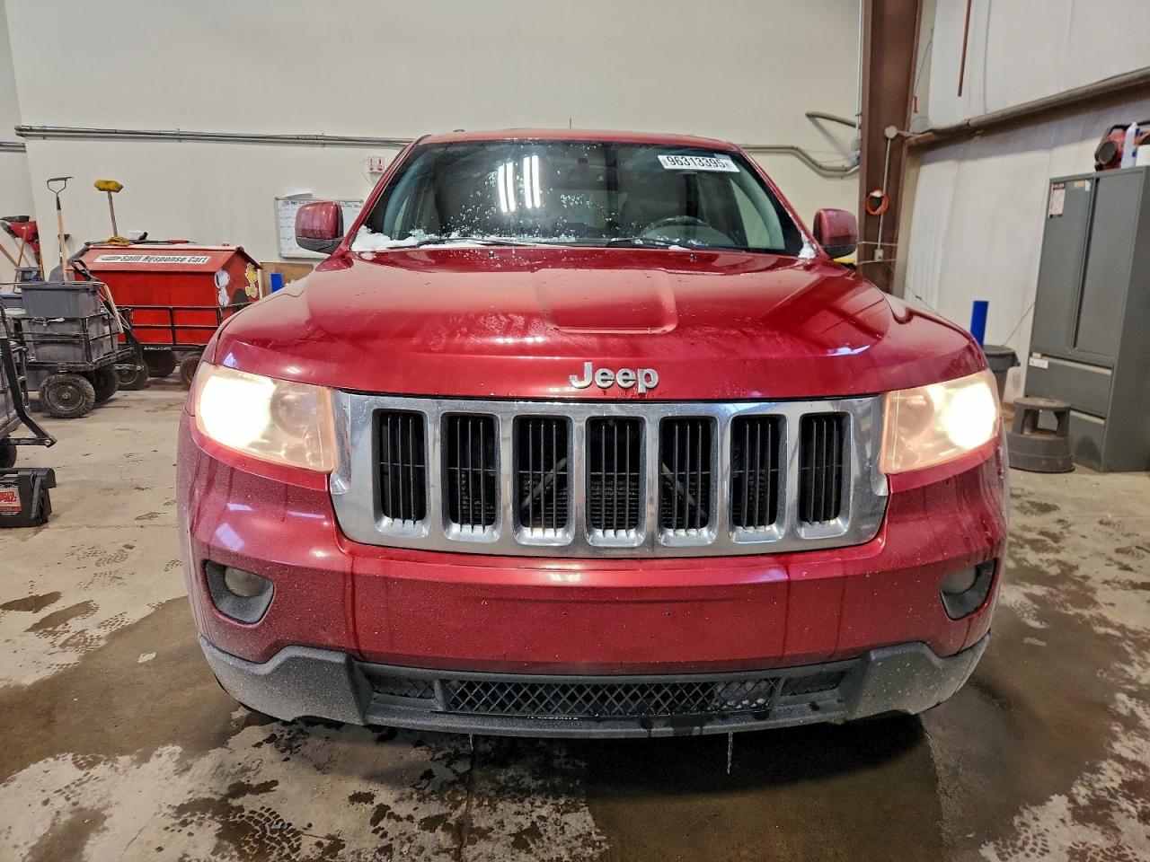 2011 JEEP GRAND CHEROKEE LAREDO photo 5