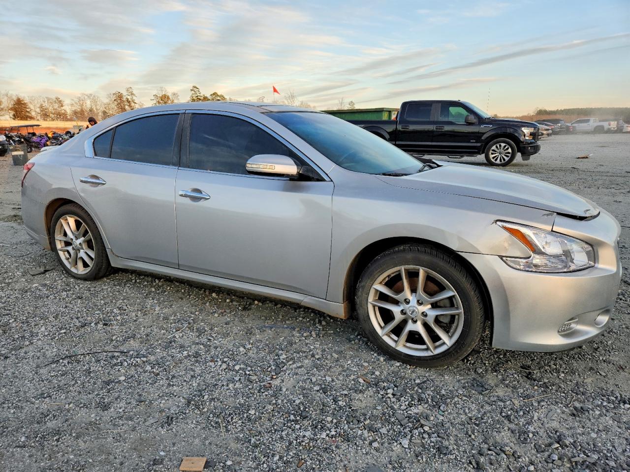 2011 NISSAN MAXIMA S photo 4