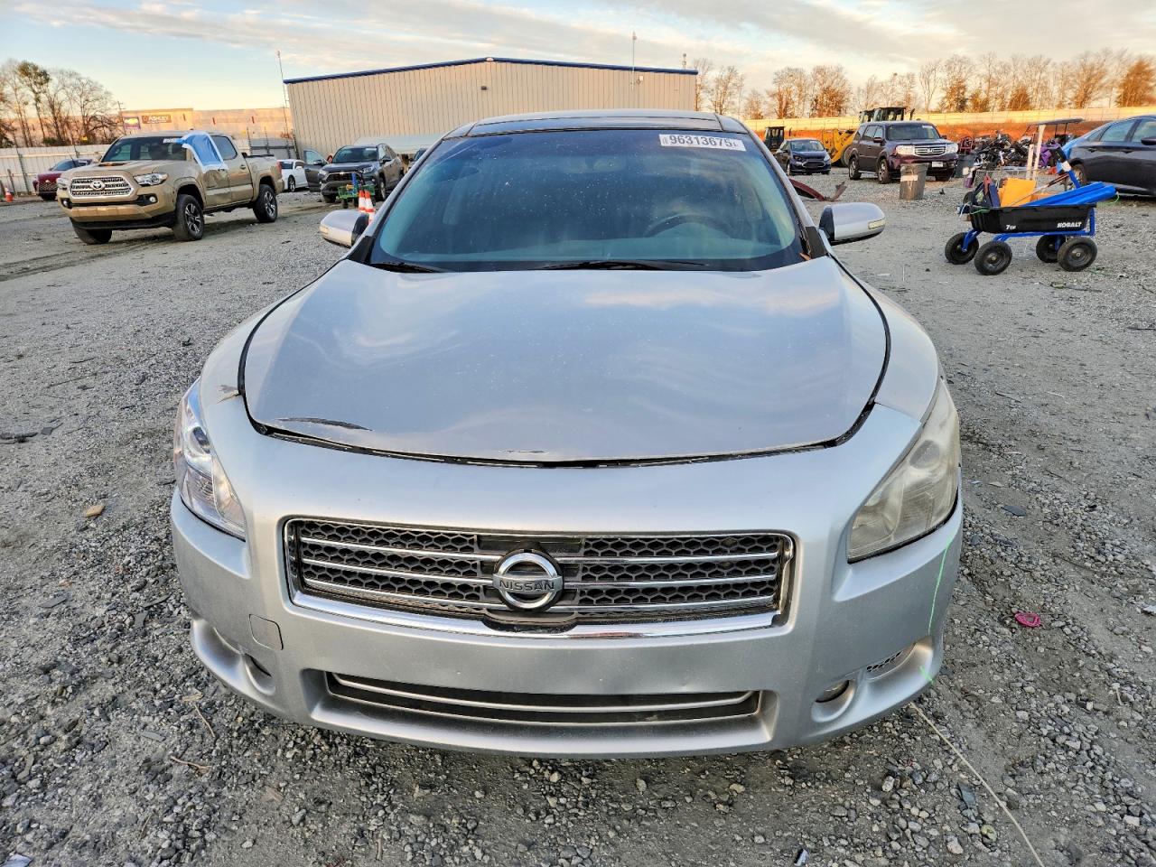2011 NISSAN MAXIMA S photo 5