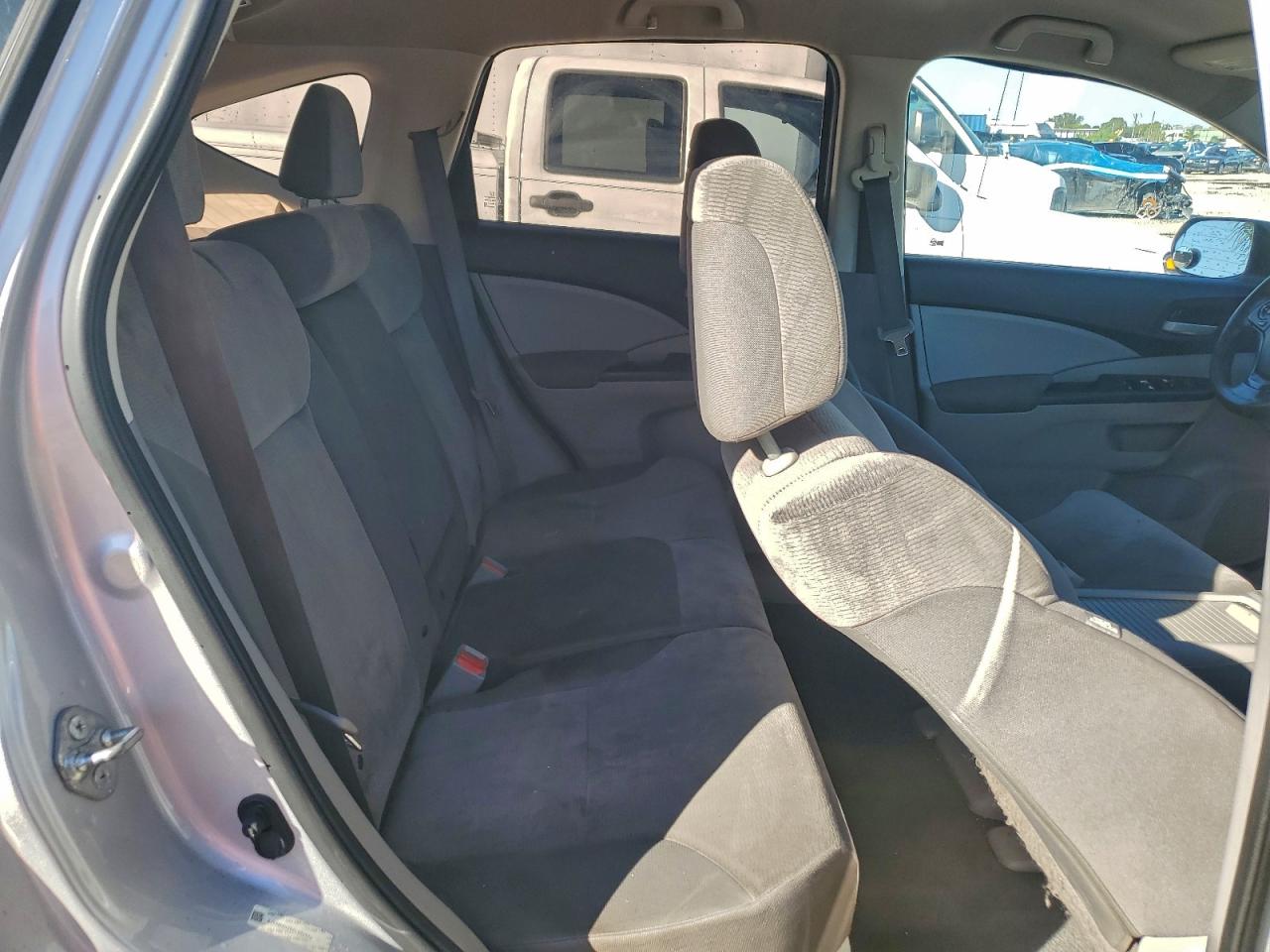 2012 HONDA CR-V LX photo 11