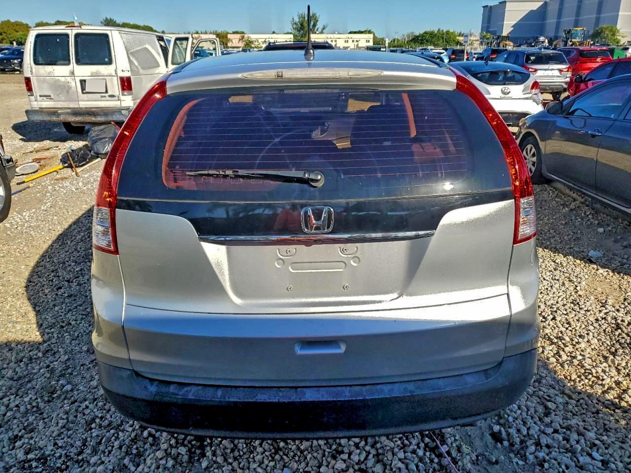 2012 HONDA CR-V LX photo 6