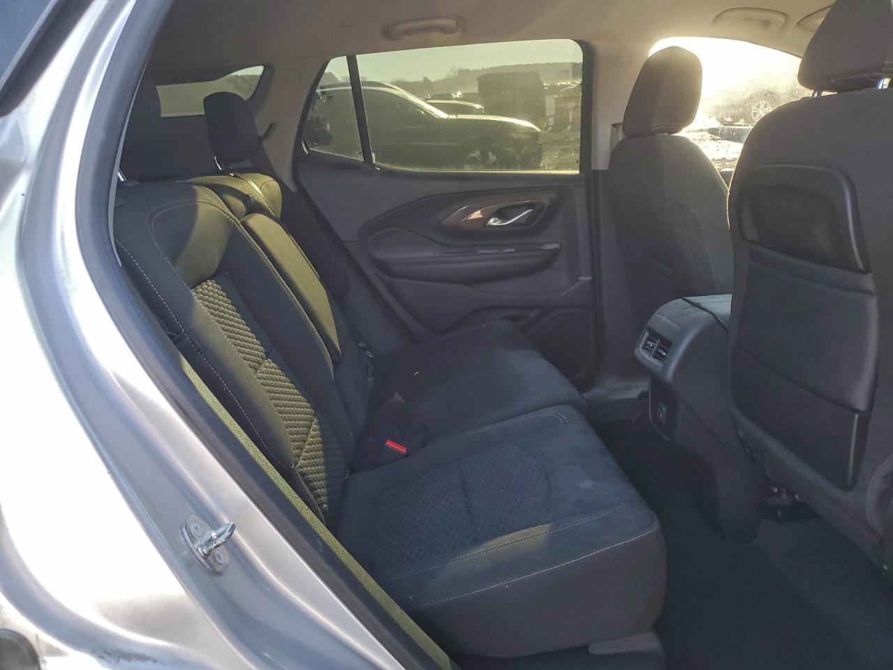 2018 GMC TERRAIN SLE photo 11
