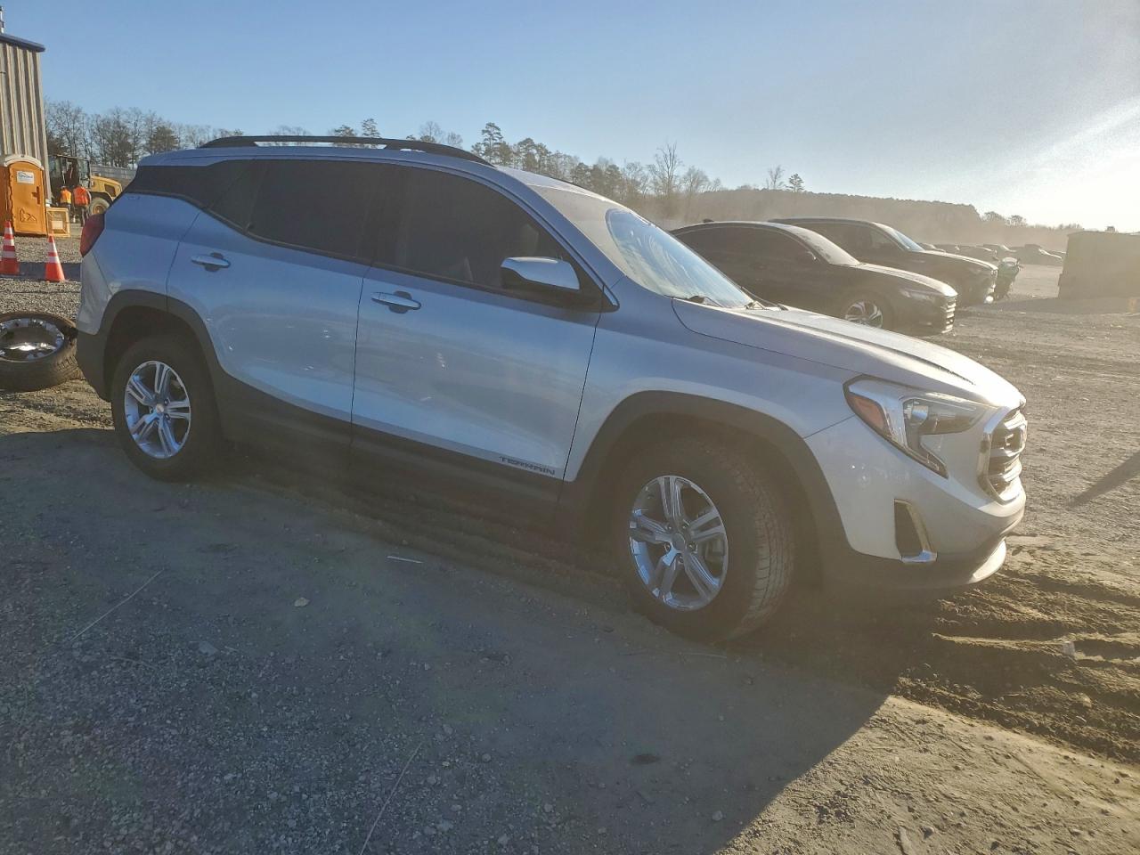 2018 GMC TERRAIN SLE photo 4