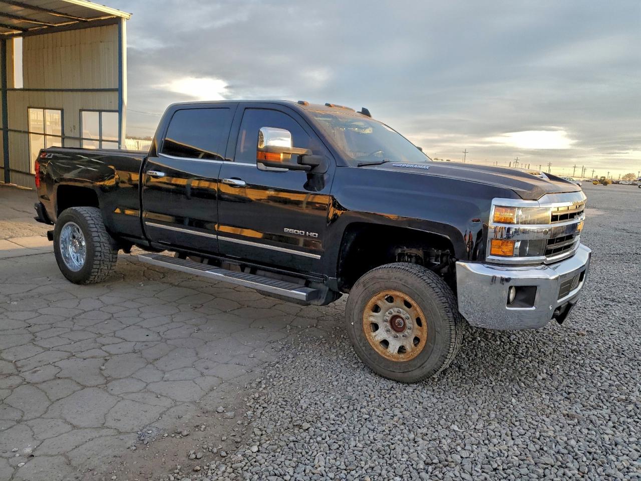 2019 CHEVROLET SILVERADO K2500 HEAVY DUTY LTZ photo 4