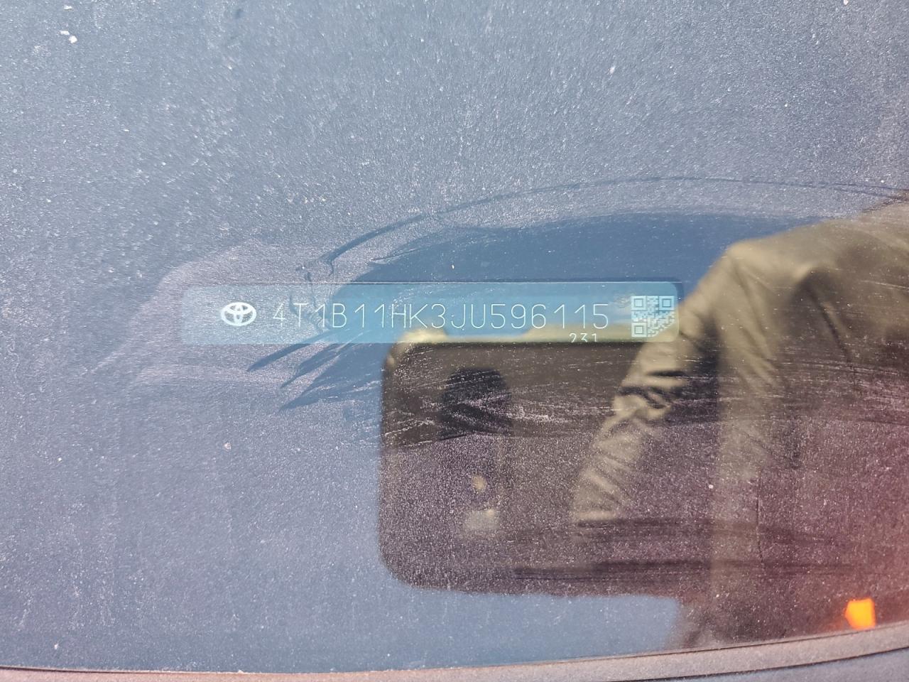 2018 TOYOTA CAMRY L photo 12