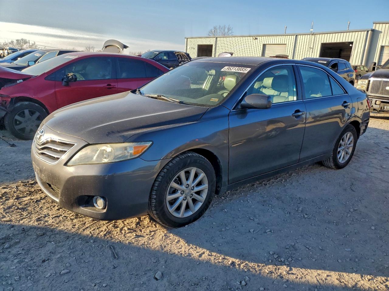 2011 TOYOTA CAMRY