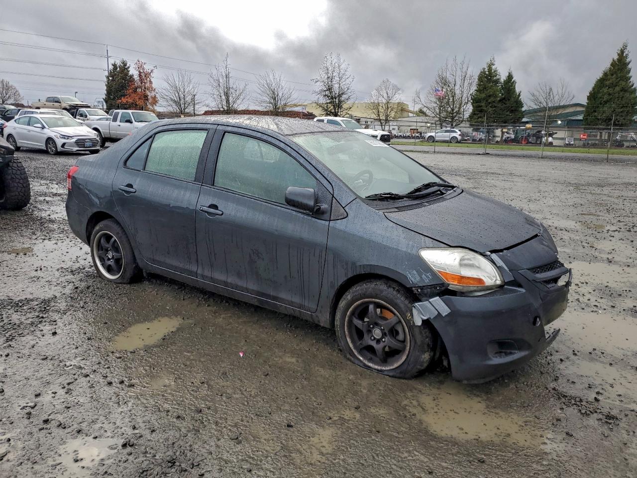 2008 TOYOTA YARIS photo 4