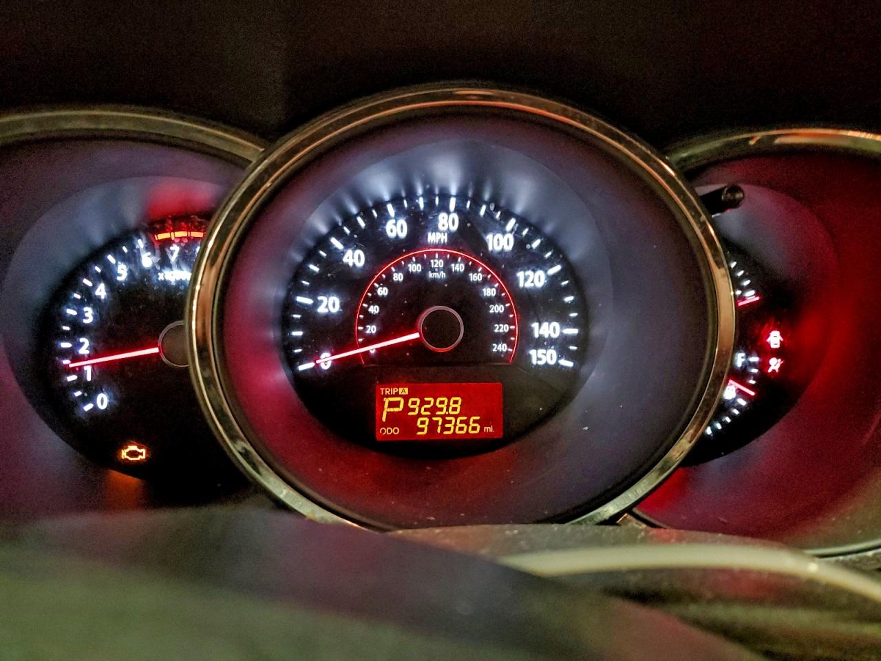 2011 KIA SORENTO BASE photo 25