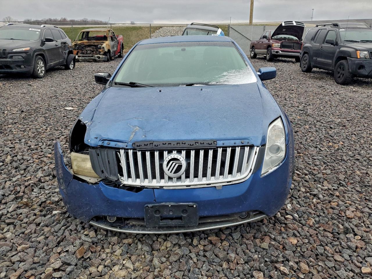 2010 MERCURY MILAN PREMIER photo 5
