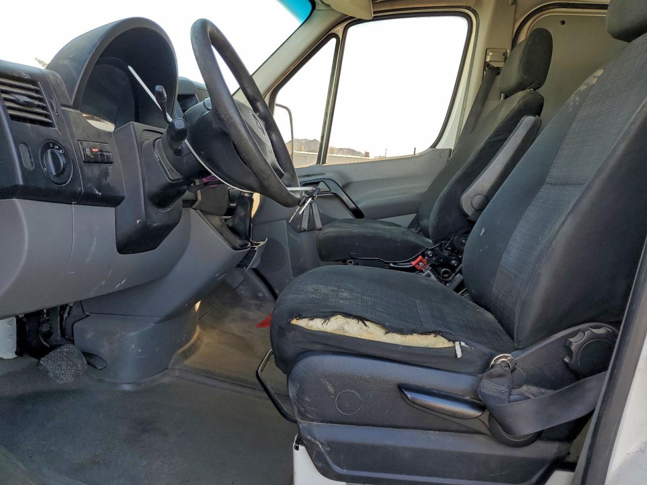 2015 MERCEDES-BENZ SPRINTER 2500 photo 19