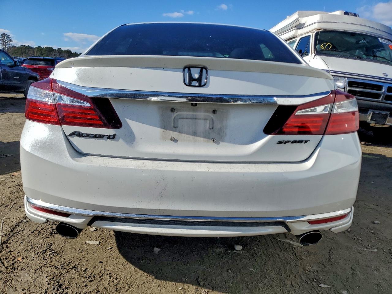 2016 HONDA ACCORD SPORT photo 6