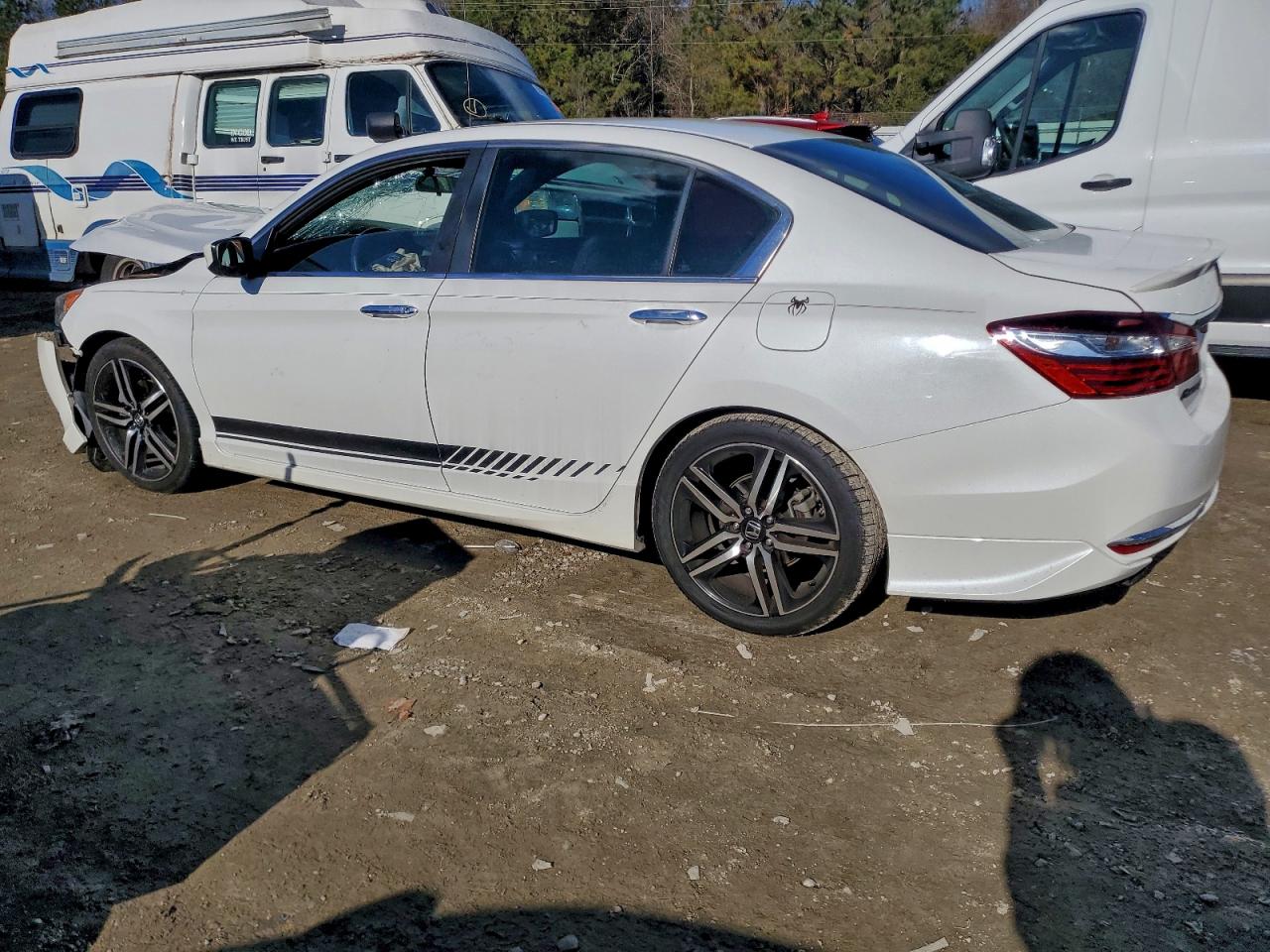 2016 HONDA ACCORD SPORT photo 2