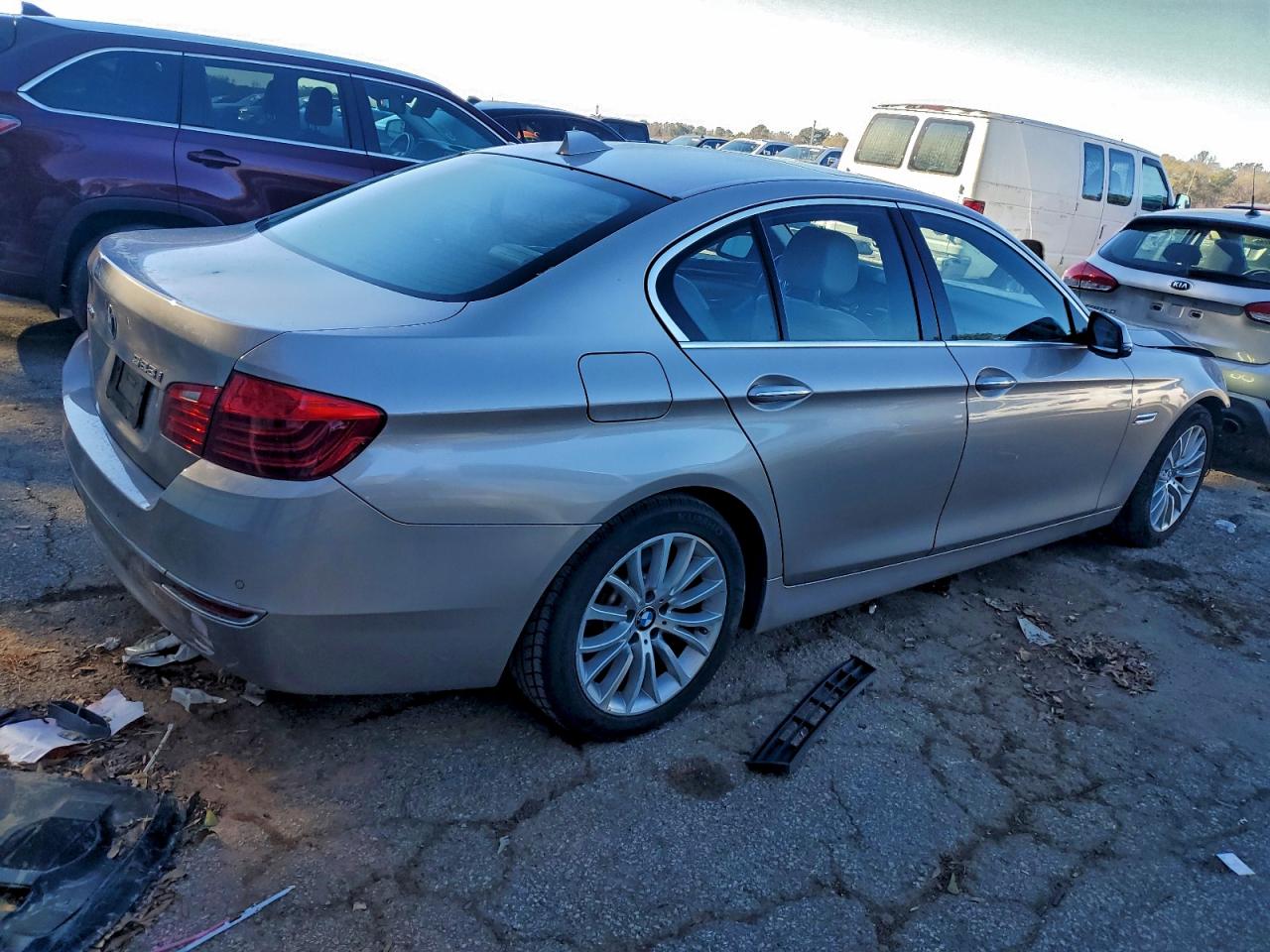2014 BMW 528 XI photo 3