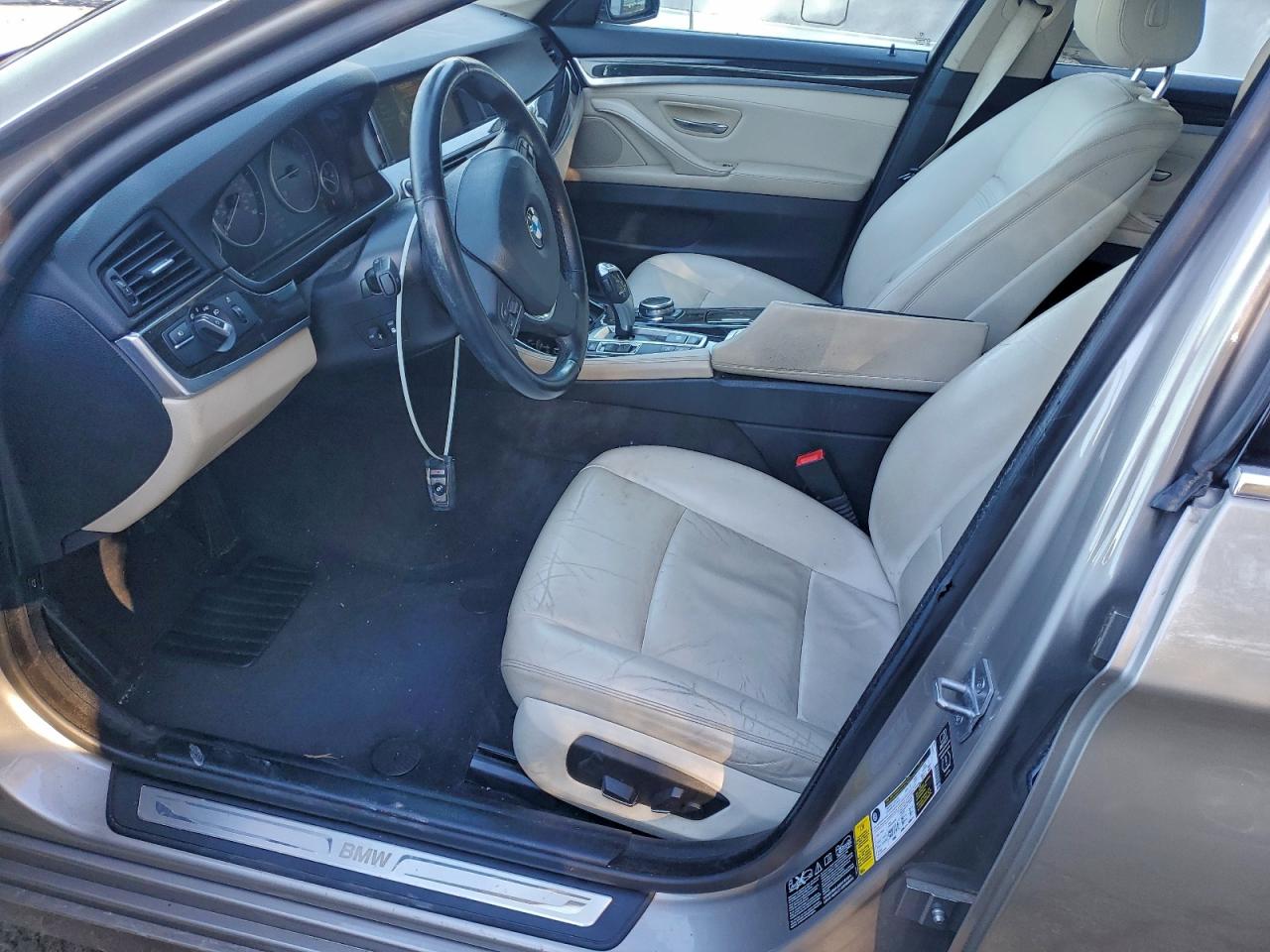2014 BMW 528 XI photo 7
