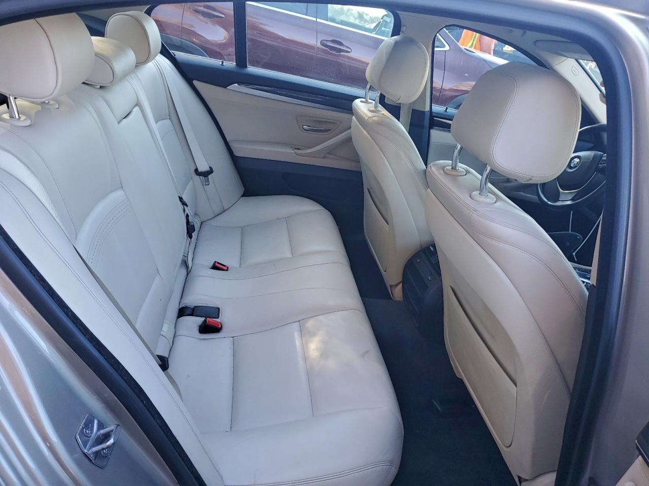 2014 BMW 528 XI photo 10