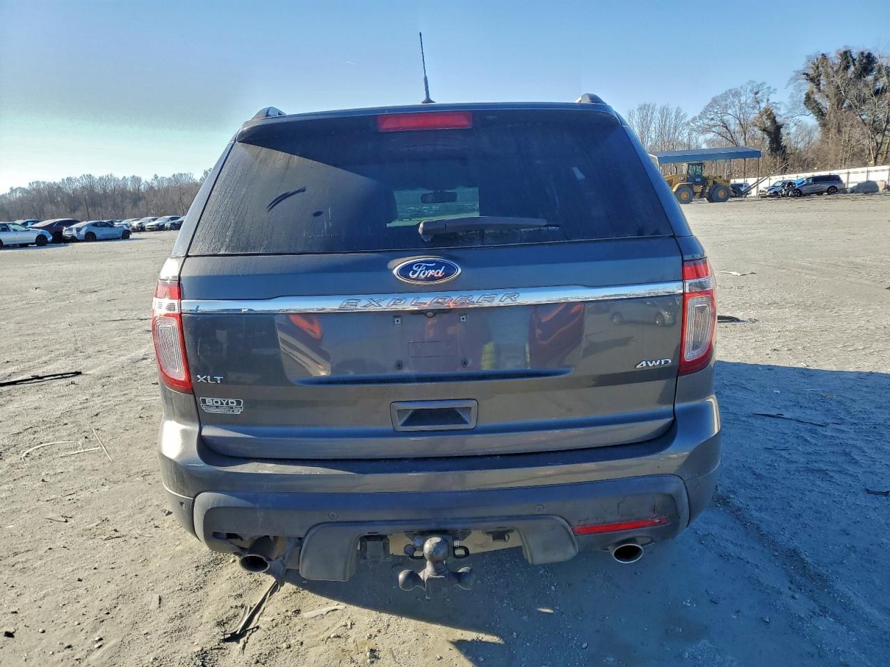 2015 FORD EXPLORER XLT photo 6