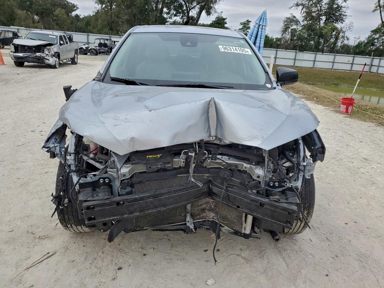 2022 TOYOTA COROLLA CROSS L photo 5