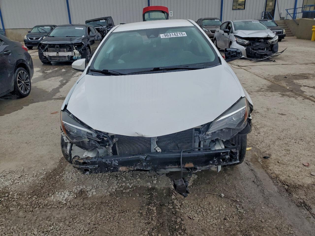 2017 TOYOTA COROLLA LE photo 5